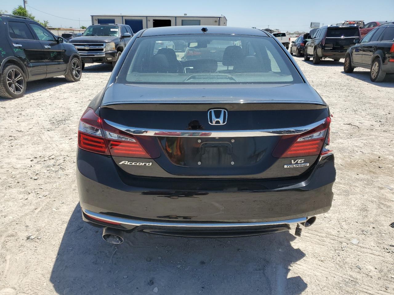 1HGCR3F99HA018482 HONDA ACCORD 2017