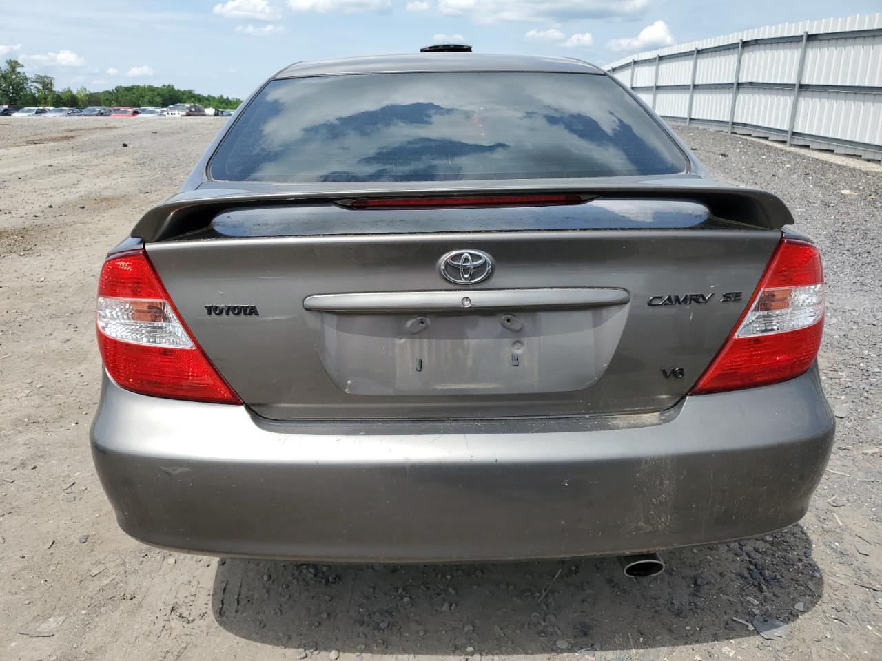 4T1BA32K04U036402 2004 Toyota Camry Se