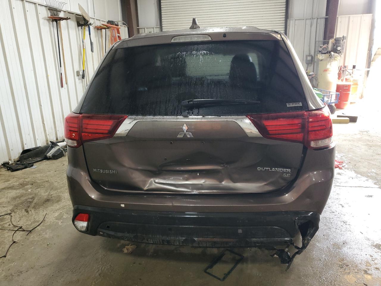 JA4AZ3A37KZ025863 2019 Mitsubishi Outlander Se