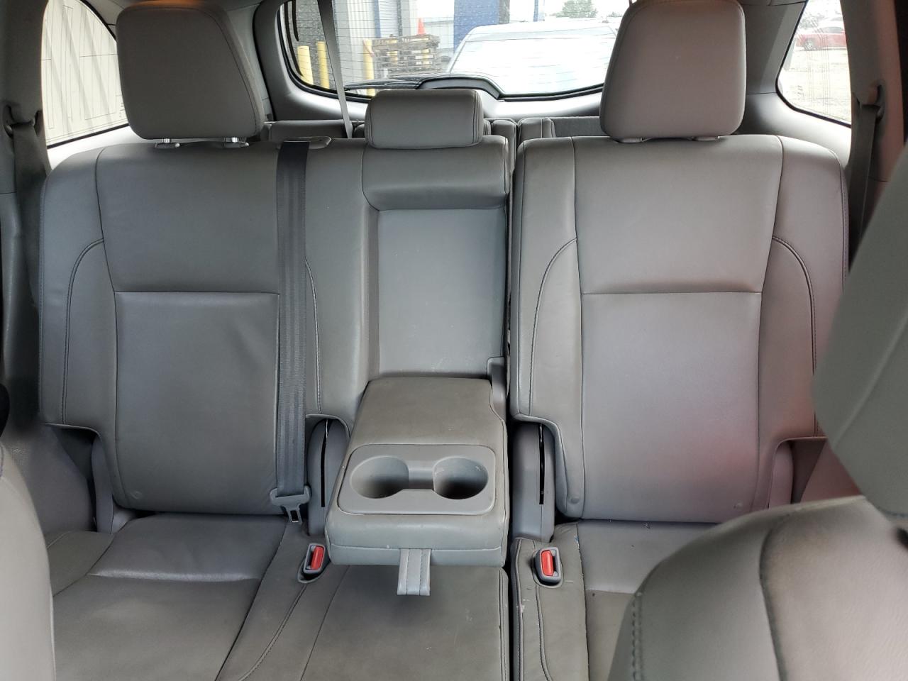 5TDKKRFH3FS086155 2015 Toyota Highlander Xle