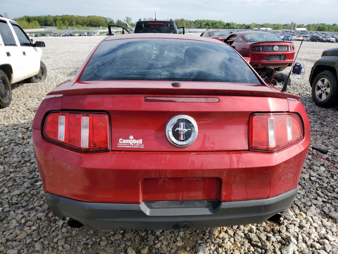 2012 Ford Mustang vin: 1ZVBP8AM2C5208096