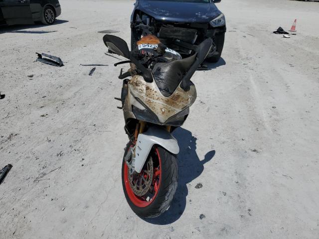 2019 DUCATI SUPERSPORT - ZDMVABDS9KB008085
