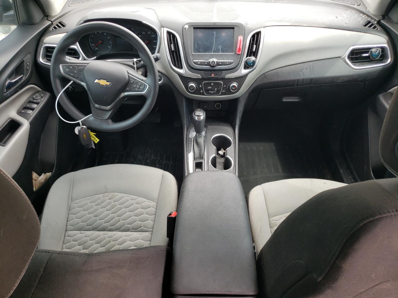 2GNAXHEV1J6120134 2018 Chevrolet Equinox Ls