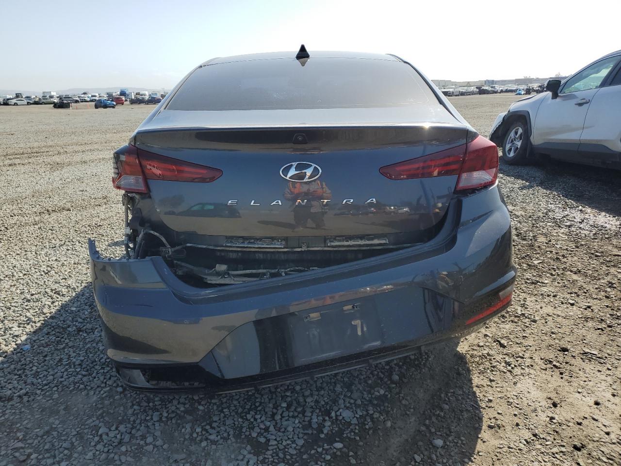 5NPD84LF2LH597242 2020 Hyundai Elantra Sel