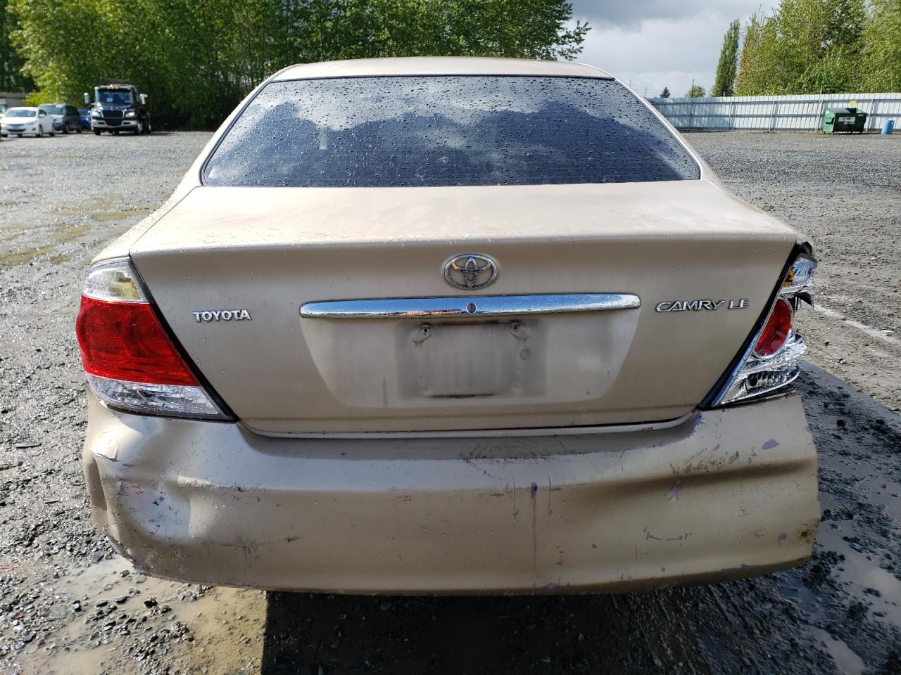 4T1BE30K75U976477 2005 Toyota Camry Le