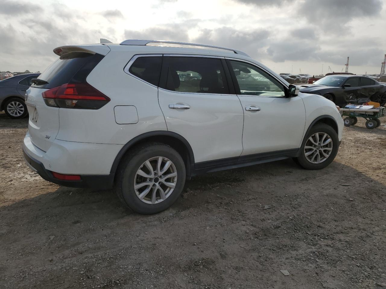 KNMAT2MT5KP510799 NISSAN ROGUE 2019