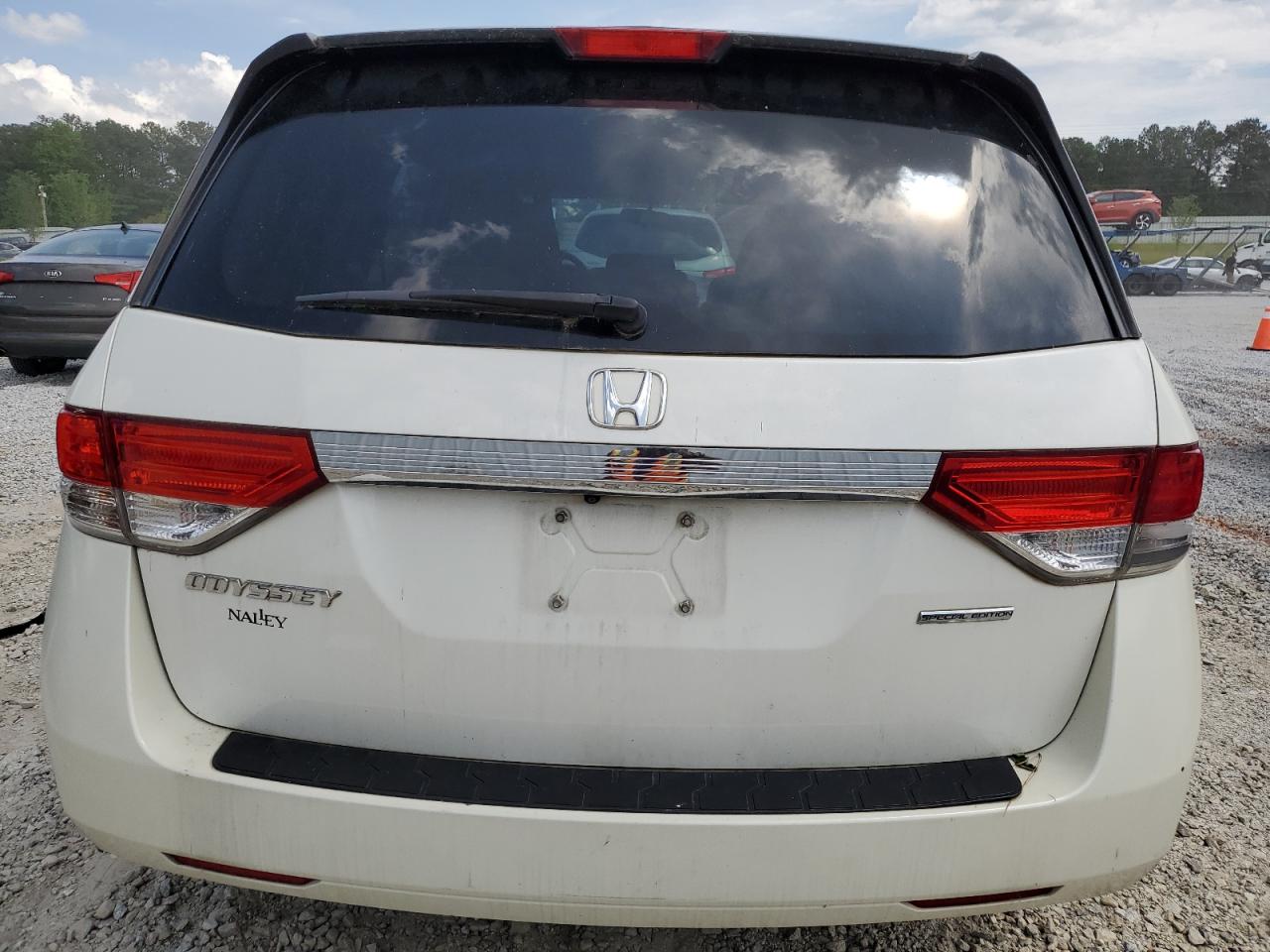 5FNRL5H3XGB013957 HONDA ODYSSEY 2016