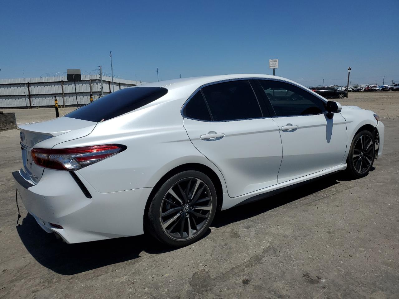 4T1B61HK1JU128725 TOYOTA CAMRY 2018