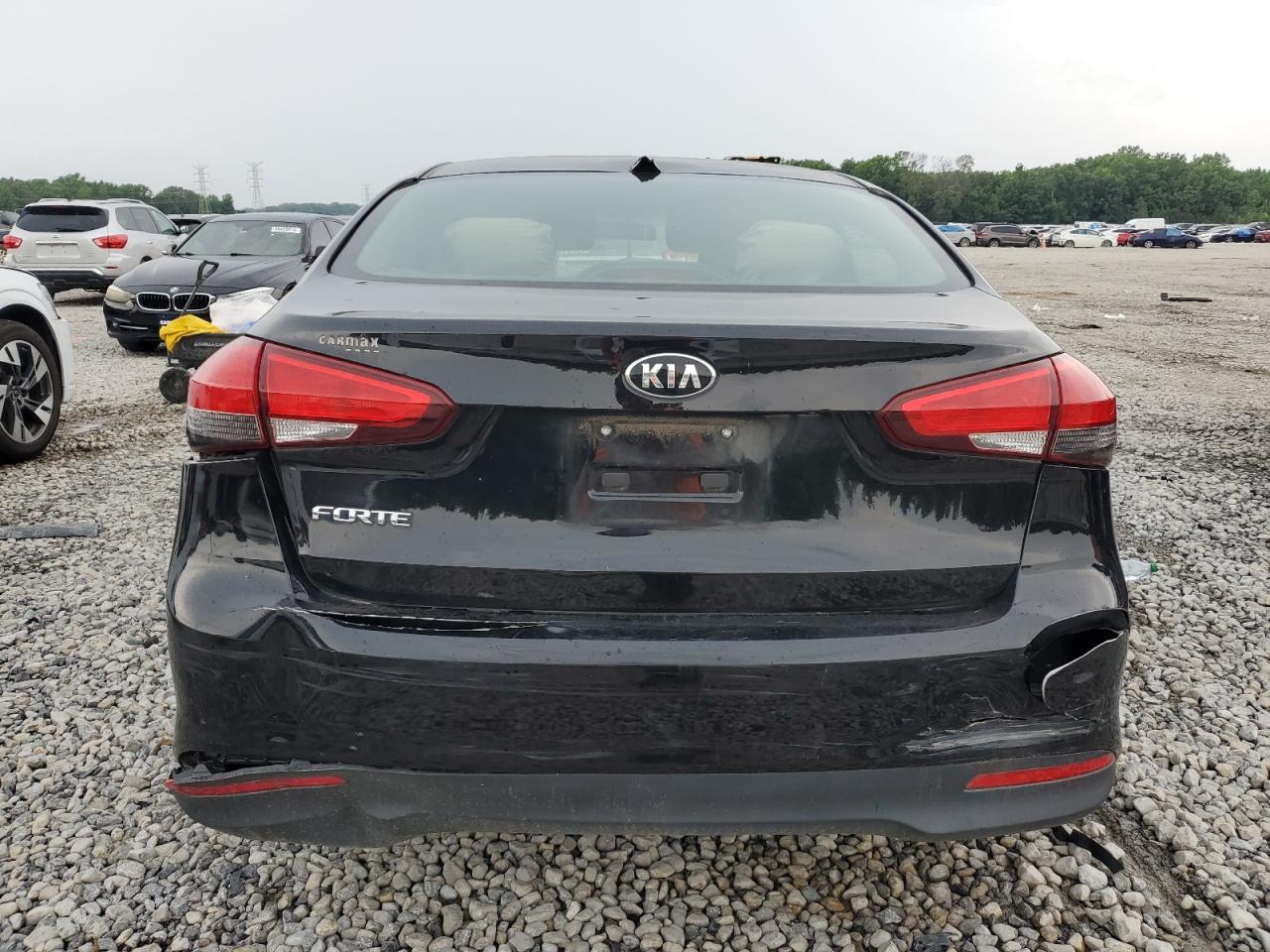 3KPFK4A78JE230272 2018 Kia Forte Lx