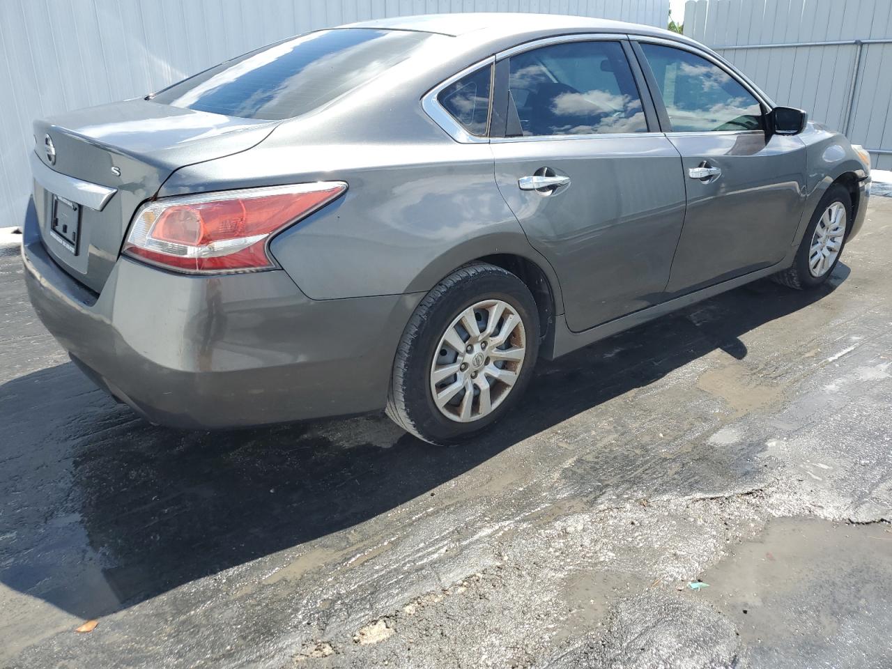 1N4AL3AP4FN352315 2015 Nissan Altima 2.5