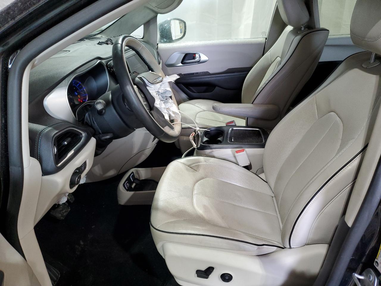 2C4RC1N71JR133447 2018 Chrysler Pacifica Hybrid Limited