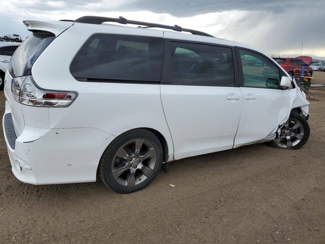 5TDXK3DC2BS173002 2011 Toyota Sienna Sport