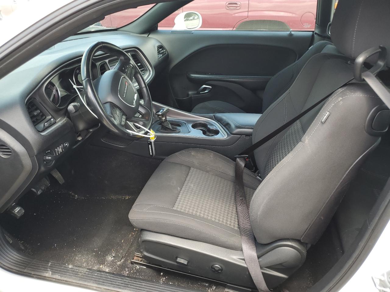 2C3CDZAG5KH701895 2019 Dodge Challenger Sxt