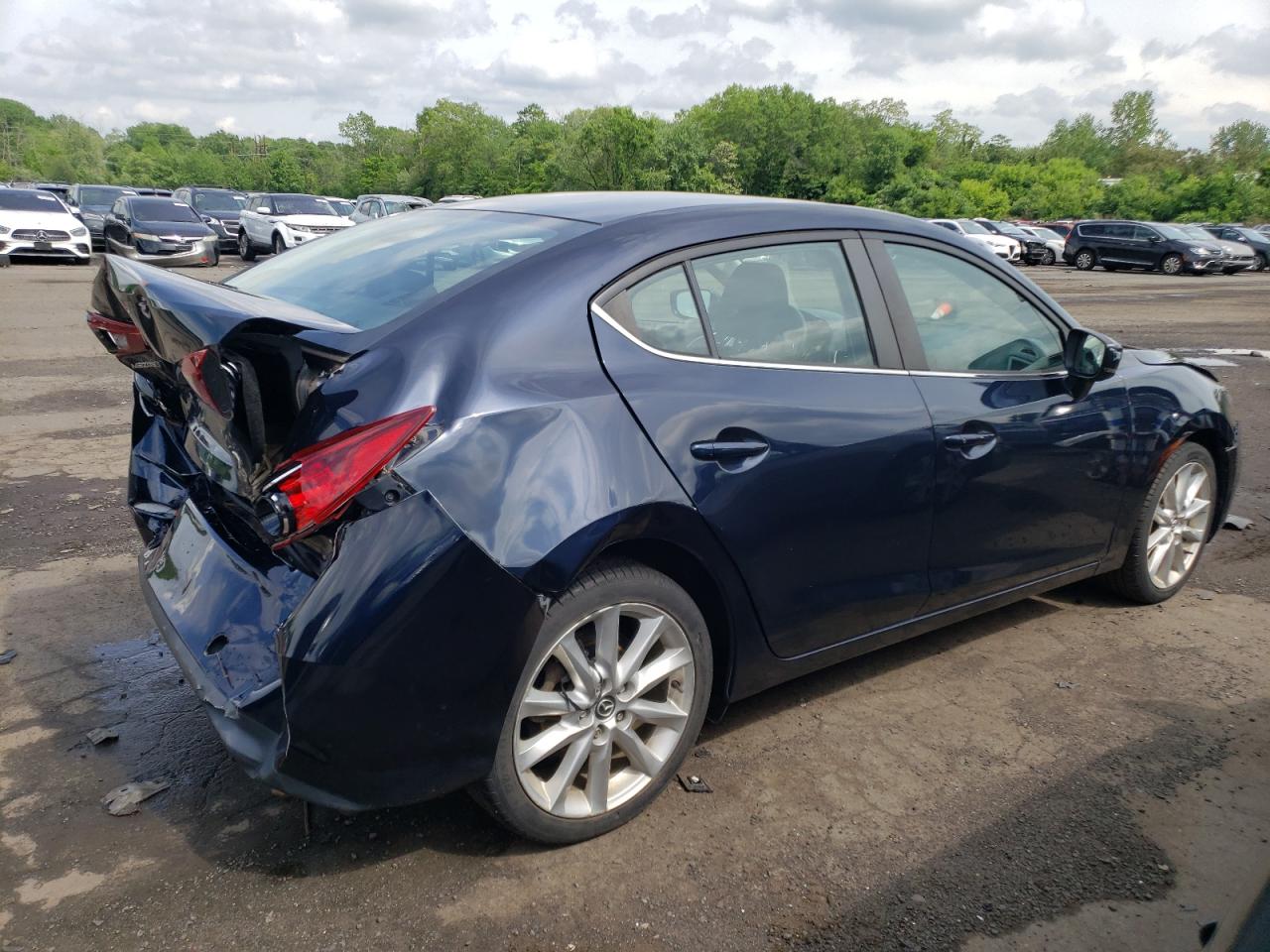 2017 Mazda 3 Touring vin: 3MZBN1V77HM122110