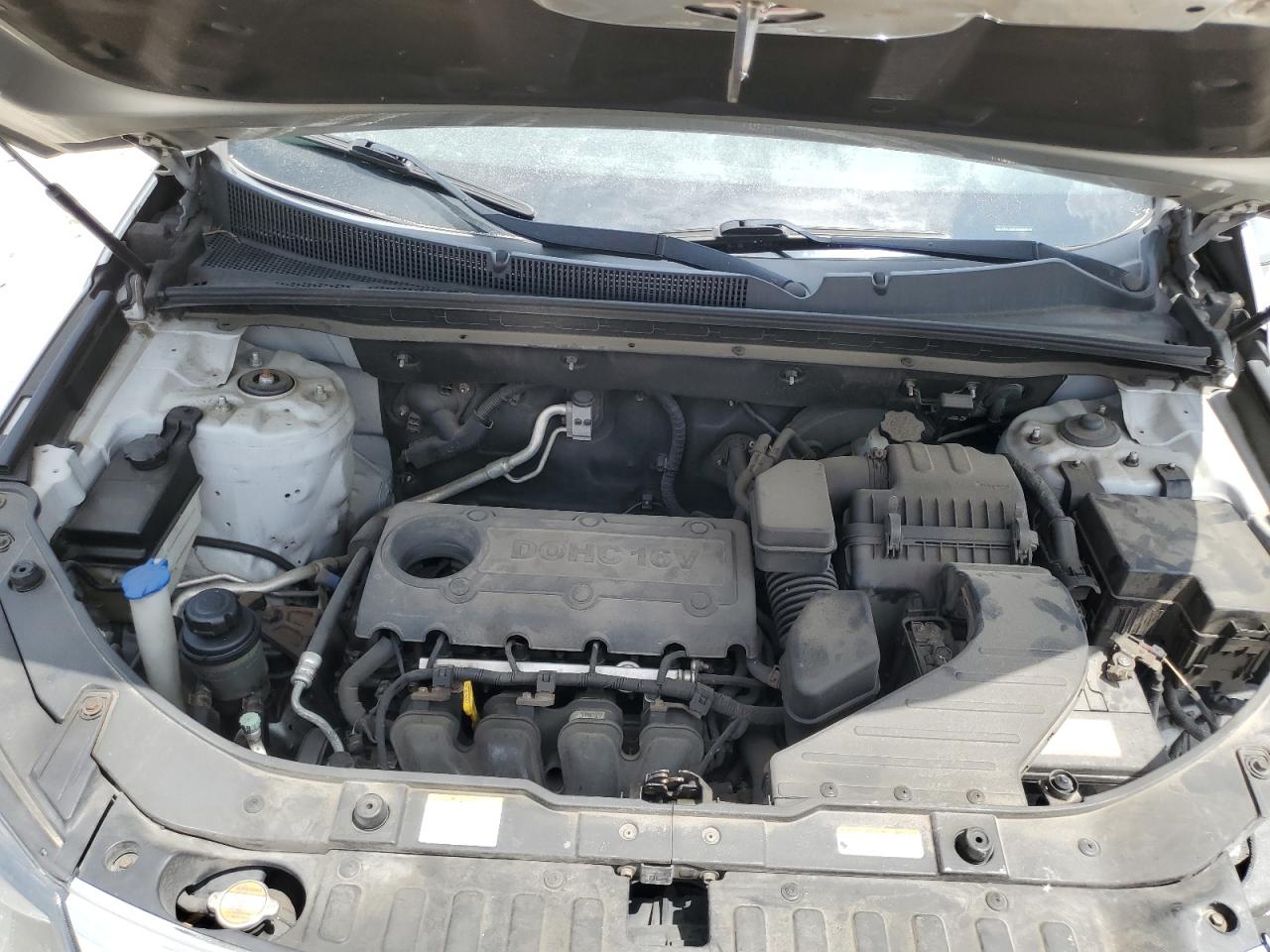 5XYKT3A11CG202935 2012 Kia Sorento Base