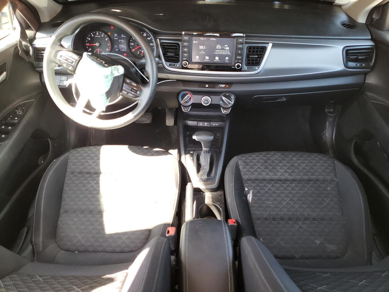 3KPA24AB1KE178564 2019 Kia Rio S