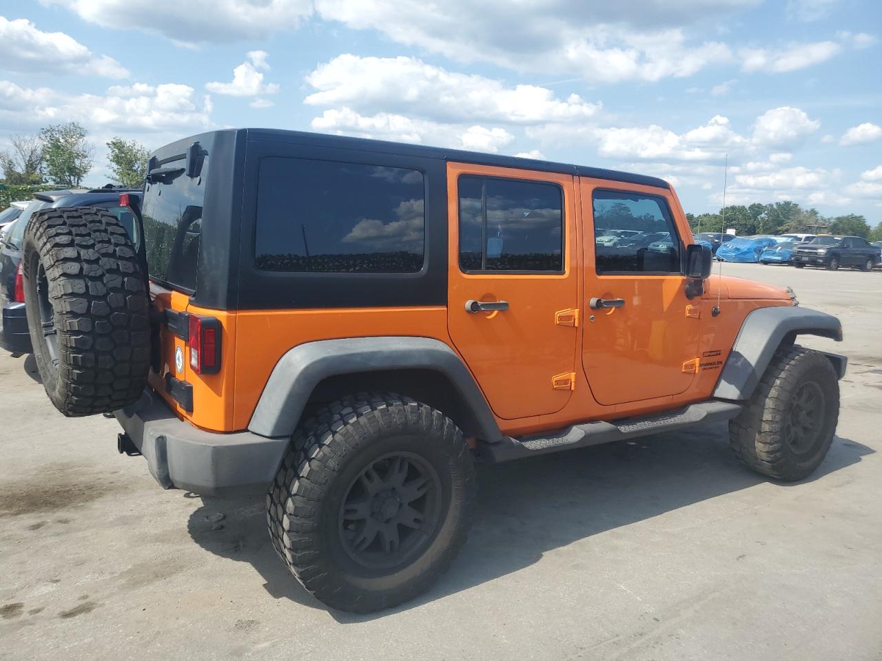 2013 Jeep Wrangler Unlimited Sport vin: 1C4BJWDG6DL565566