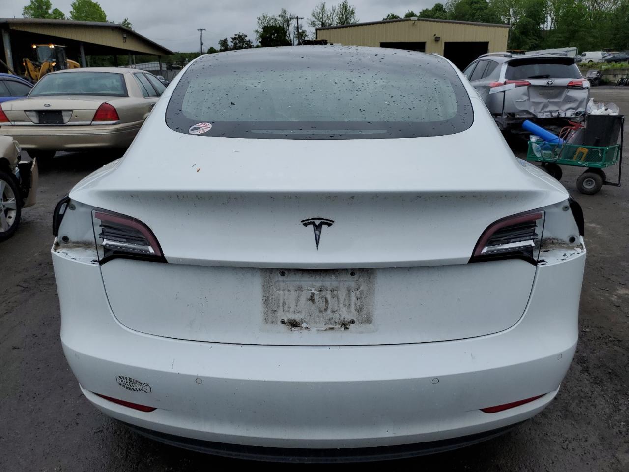 5YJ3E1EB6JF066845 2018 Tesla Model 3