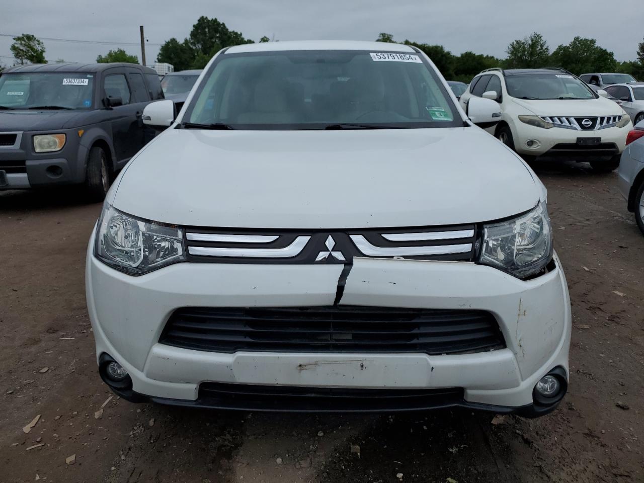 JA4AD3A34EZ005735 2014 Mitsubishi Outlander Se