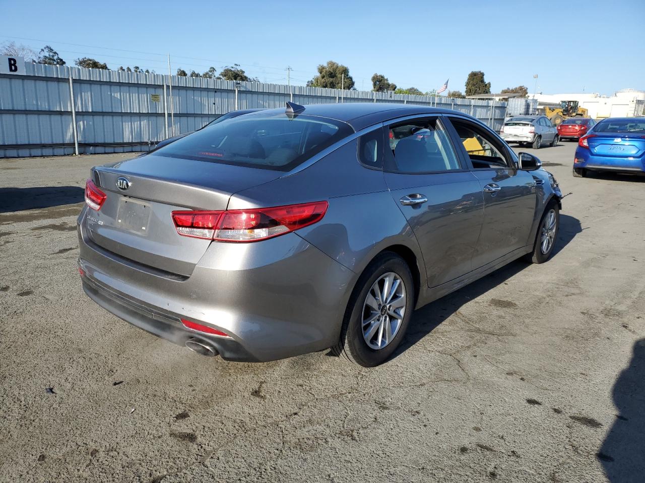 5XXGT4L33HG149323 2017 Kia Optima Lx