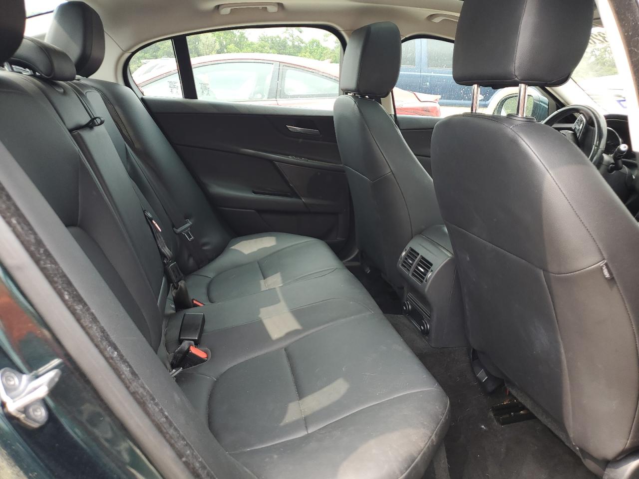 SAJAD4BG4HA965204 2017 Jaguar Xe Premium