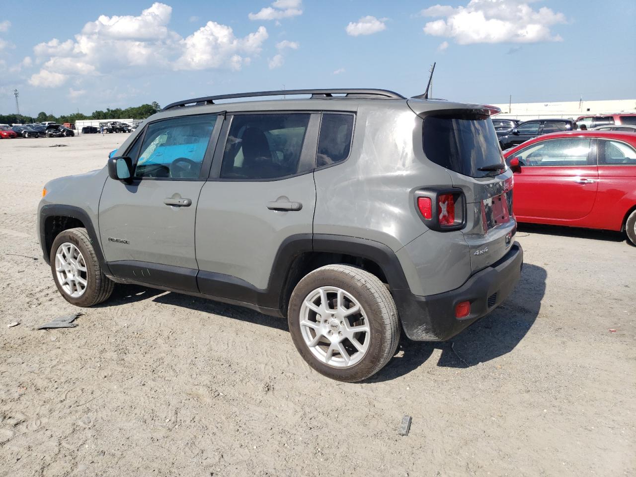 ZACNJDB19NPN53955 2022 Jeep Renegade Latitude