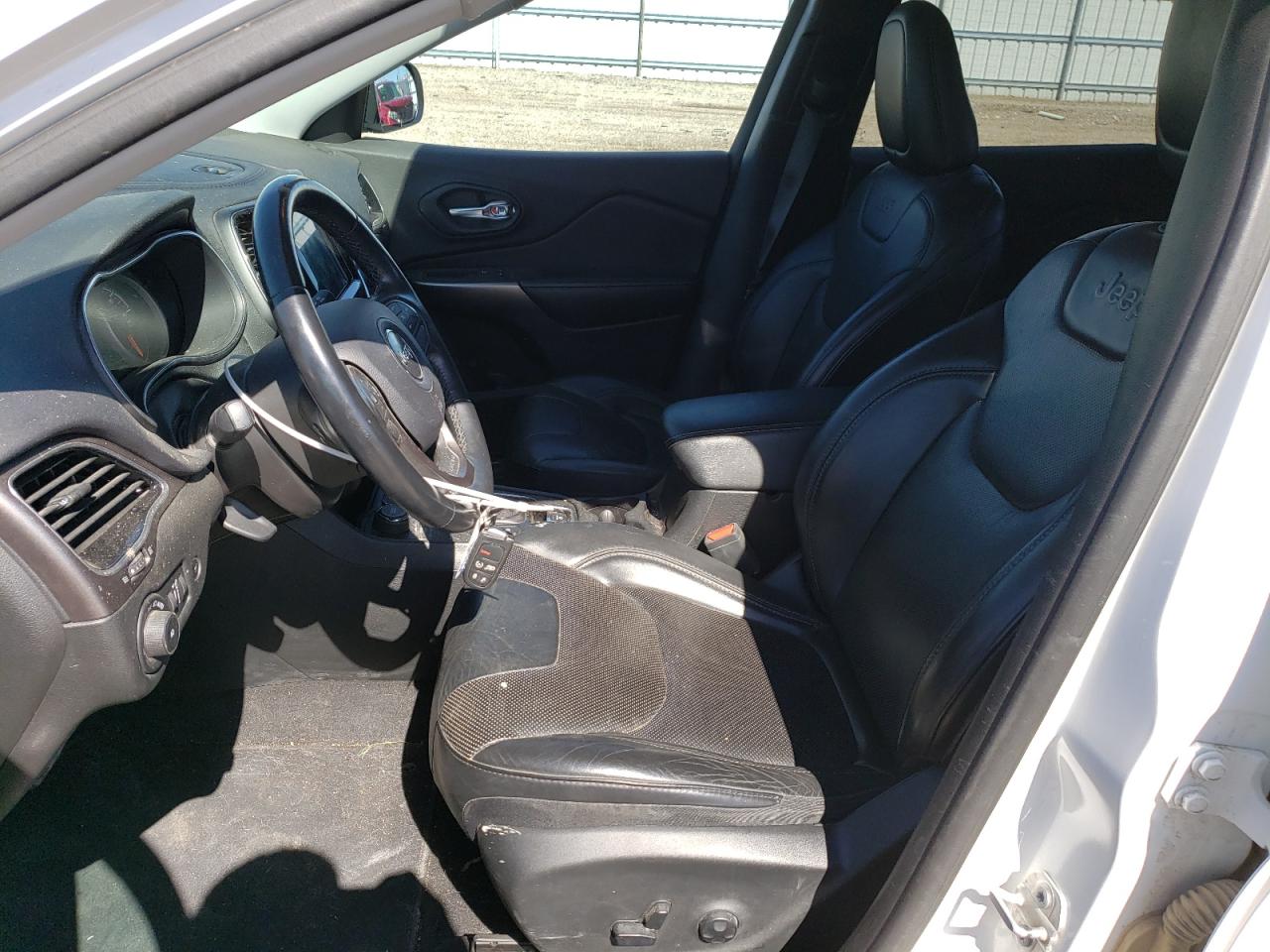 1C4PJMDX8KD268283 2019 Jeep Cherokee Limited