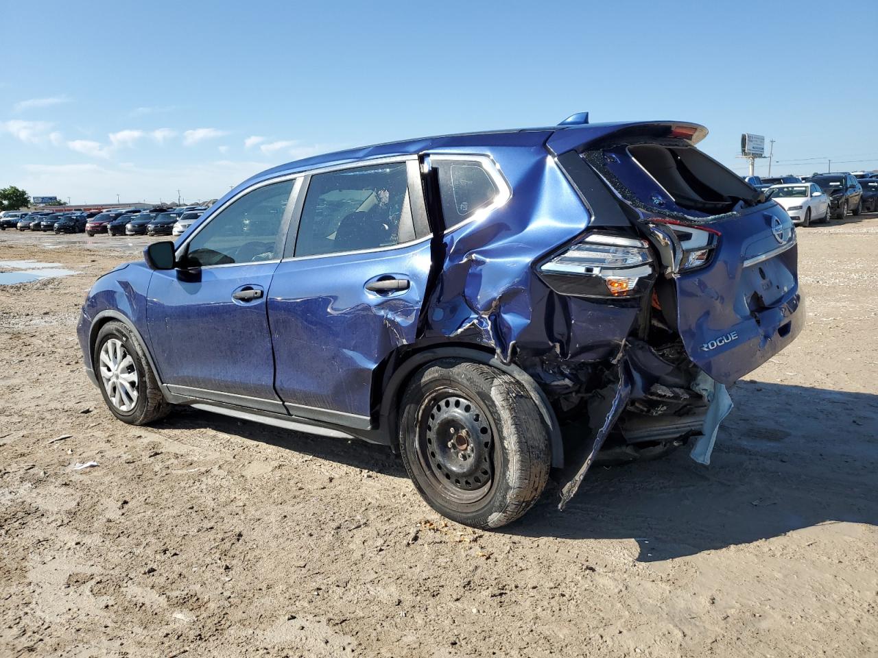JN8AT2MT1HW148909 NISSAN ROGUE 2017