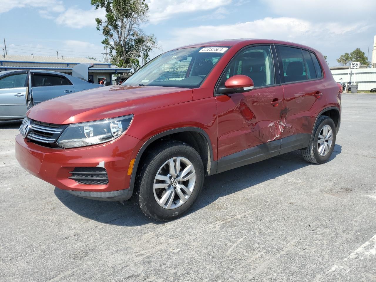 WVGAV7AX4CW098893 2012 Volkswagen Tiguan S