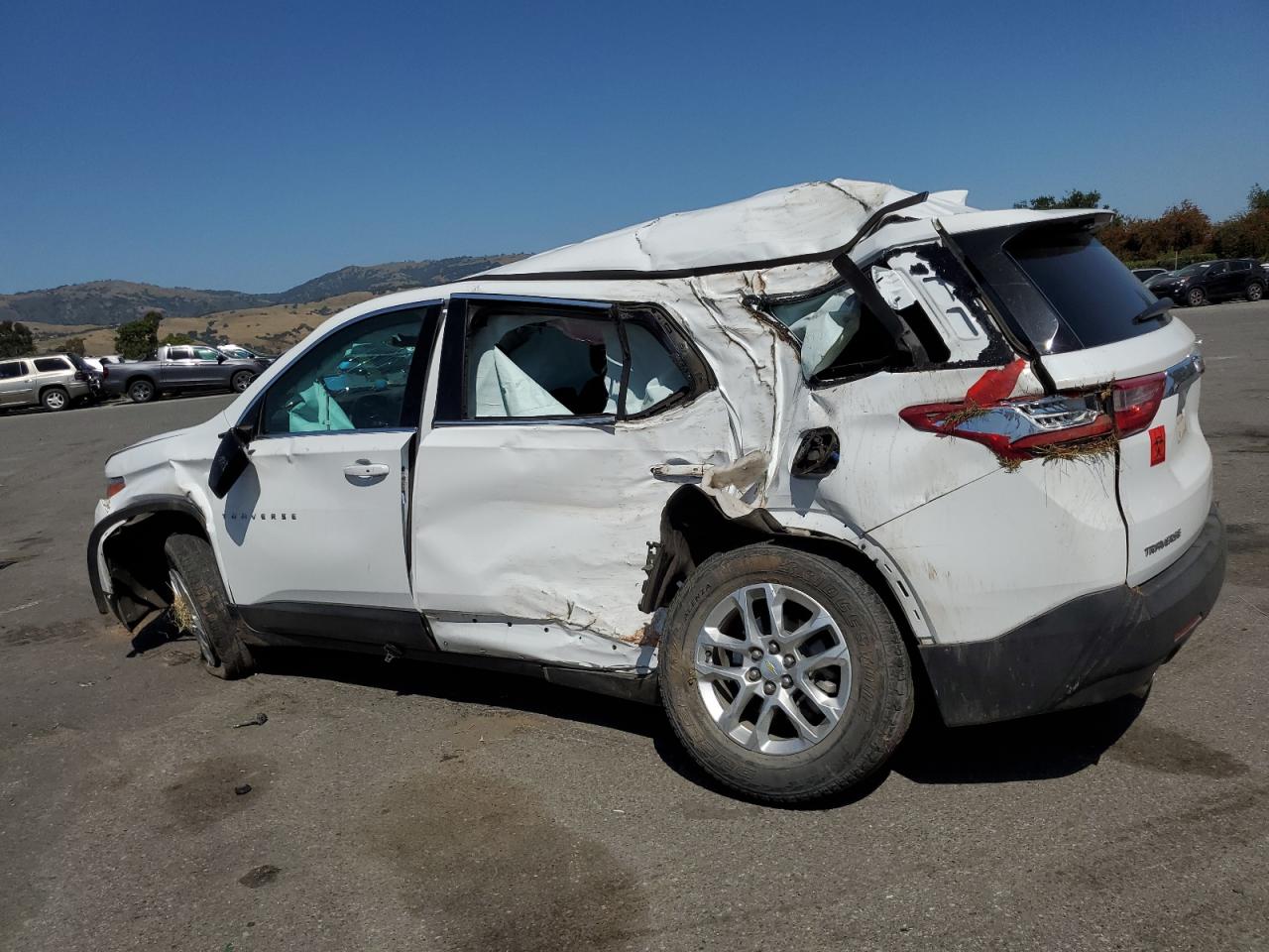 1GNERFKWXJJ140608 CHEVROLET TRAVERSE 2018