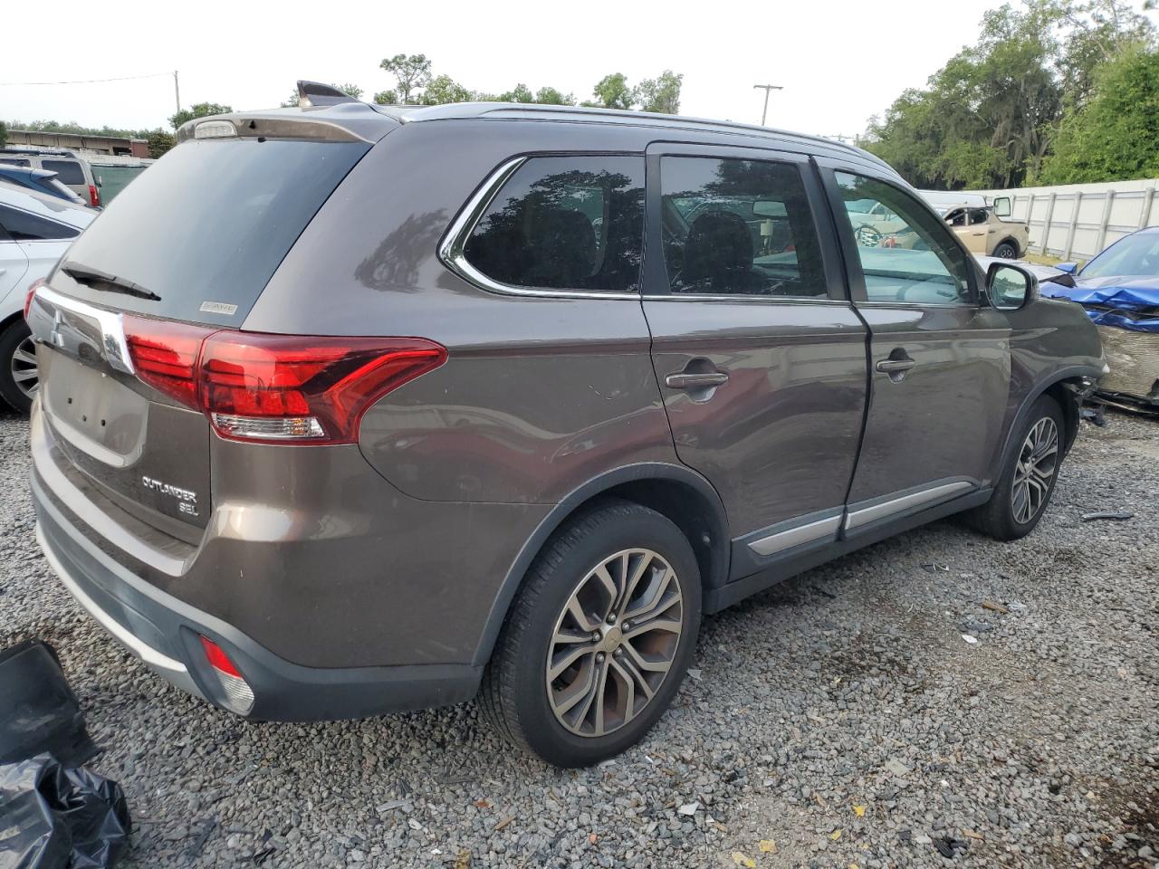 JA4AZ3A37JZ064001 2018 Mitsubishi Outlander Se