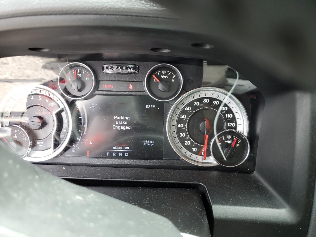 3C6RR7LT7GG207560 2016 Ram 1500 Slt