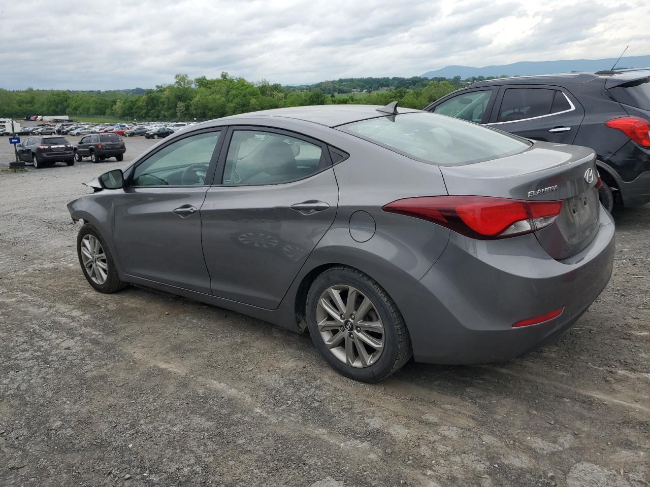 5NPDH4AE1EH456384 2014 Hyundai Elantra Se