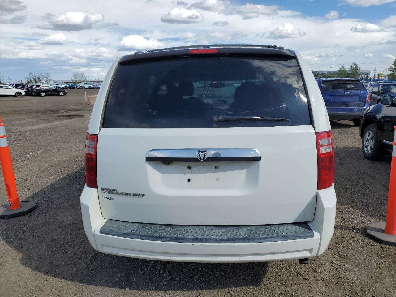 2D8HN44P48R813654 2008 Dodge Grand Caravan Sxt