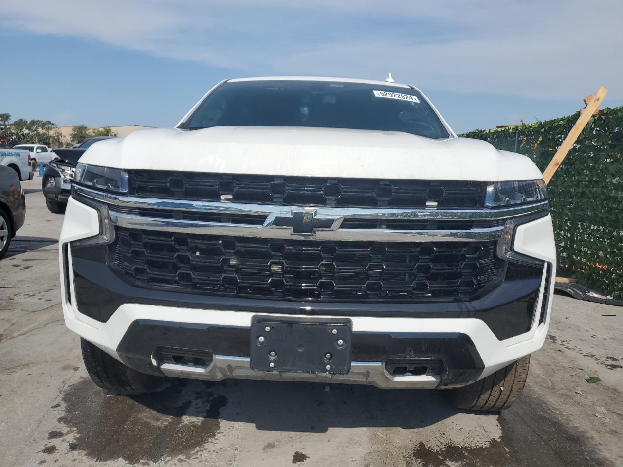 2021 Chevrolet Tahoe C1500 vin: 1GNSCLED5MR460910