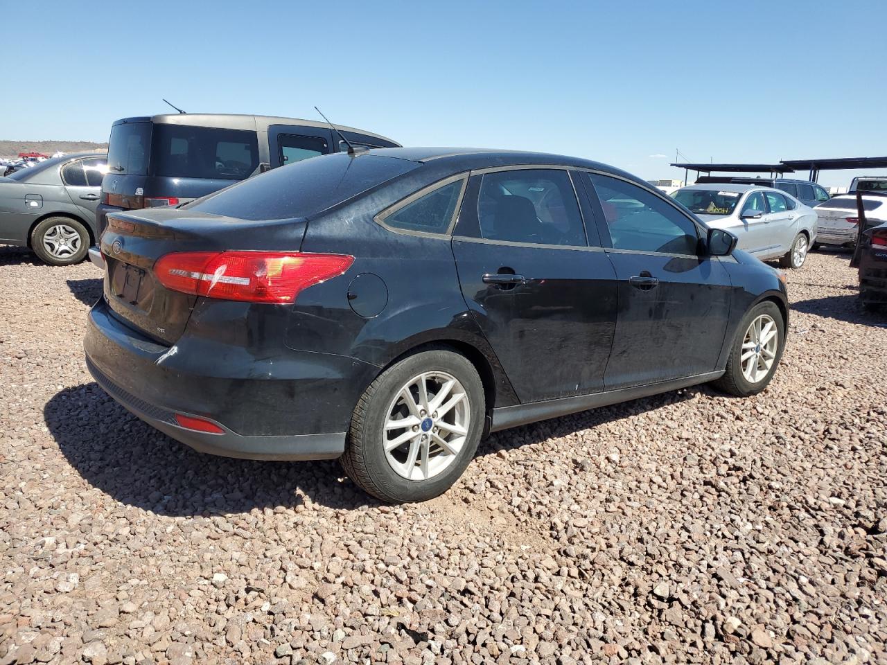 1FADP3F21JL224083 2018 Ford Focus Se