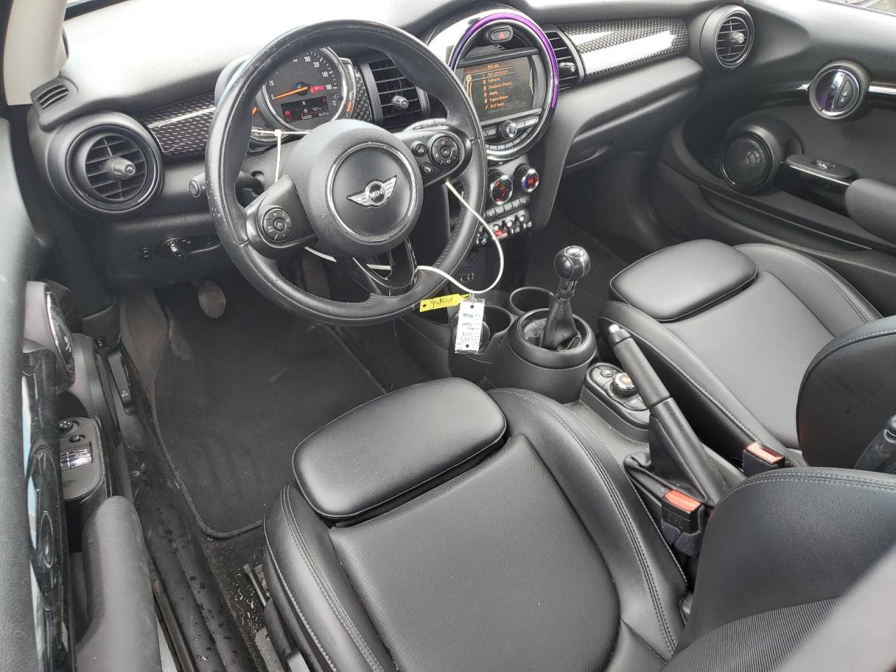 WMWXP7C58J2C61943 2018 Mini Cooper S