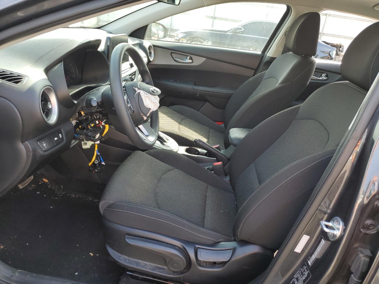 3KPF24AD1LE210812 2020 Kia Forte Fe