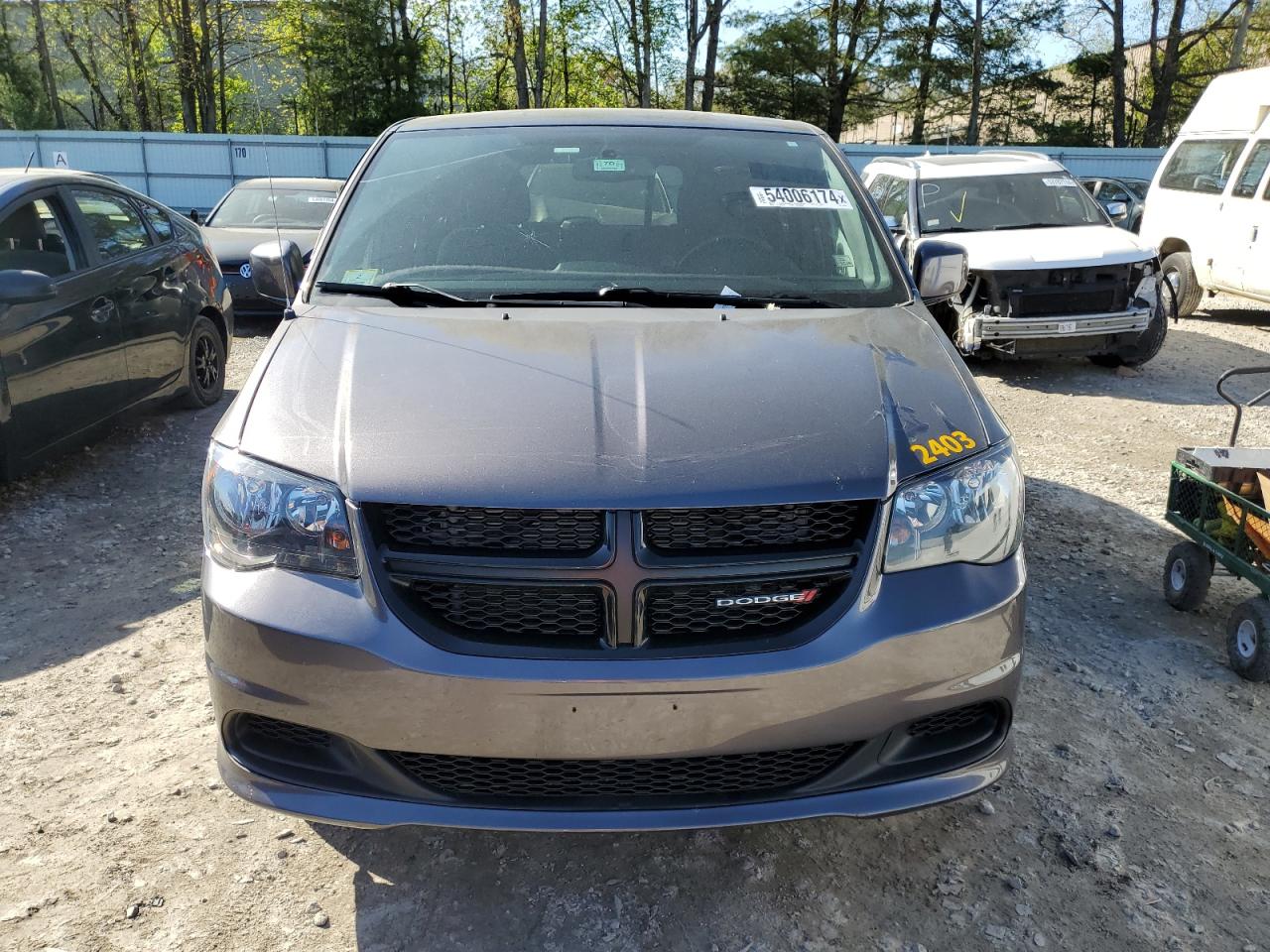 2C4RDGBG5HR563755 2017 Dodge Grand Caravan Se