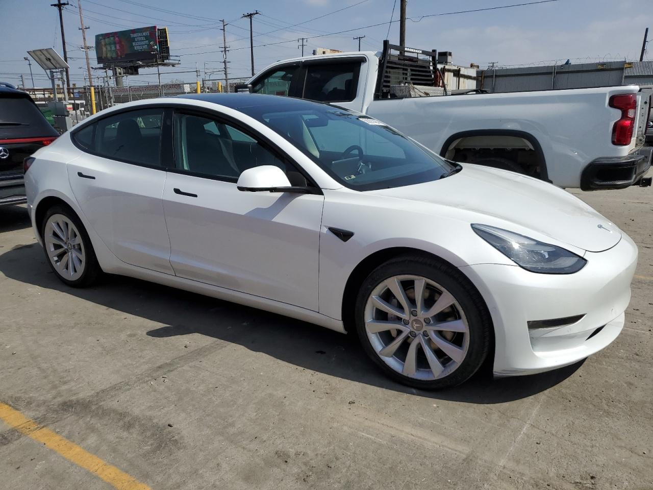 5YJ3E1EA9NF360642 2022 Tesla Model 3