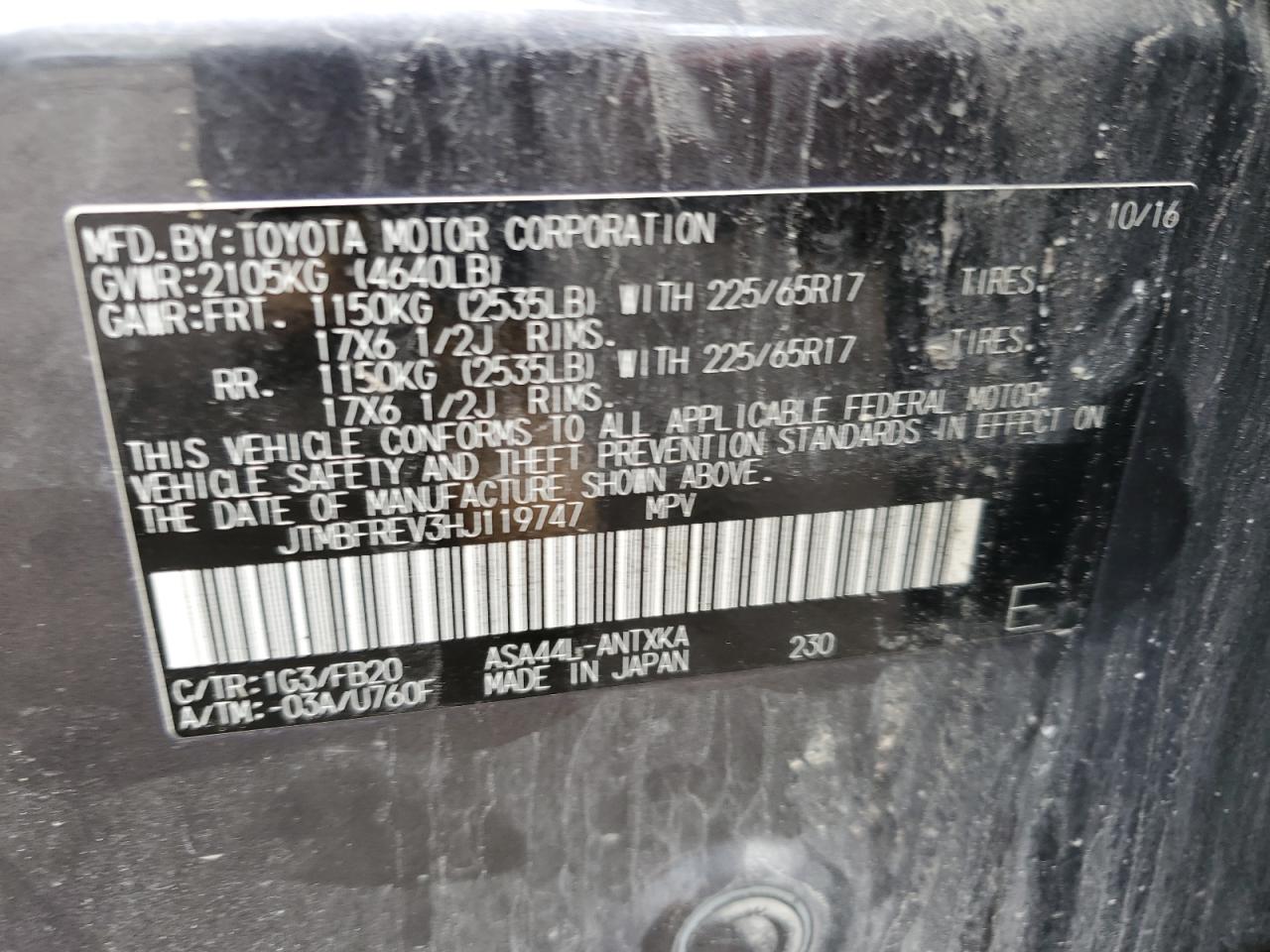 JTMBFREV3HJ119747 2017 Toyota Rav4 Le