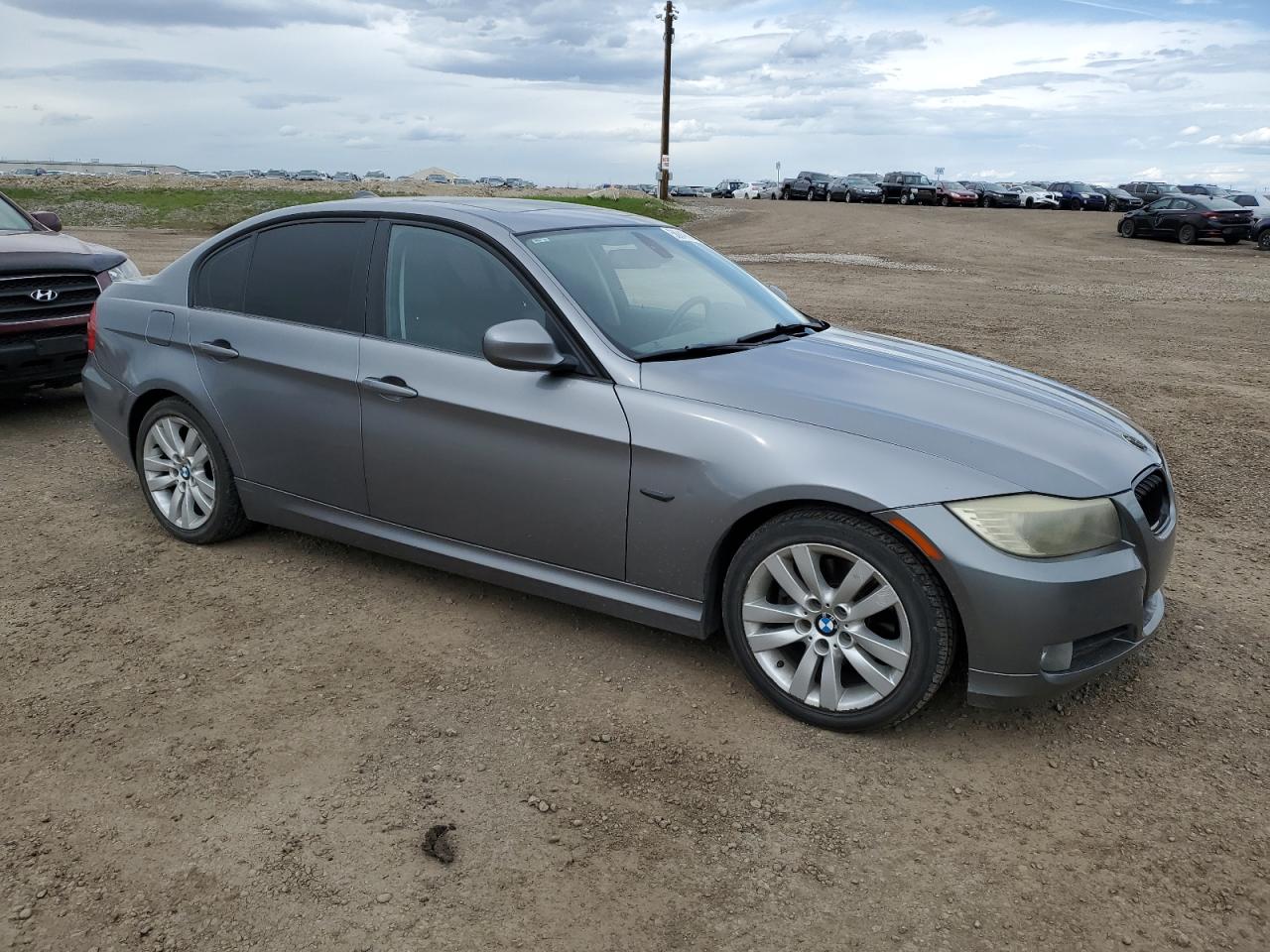 WBAPG7C59AA641621 2010 BMW 323 I