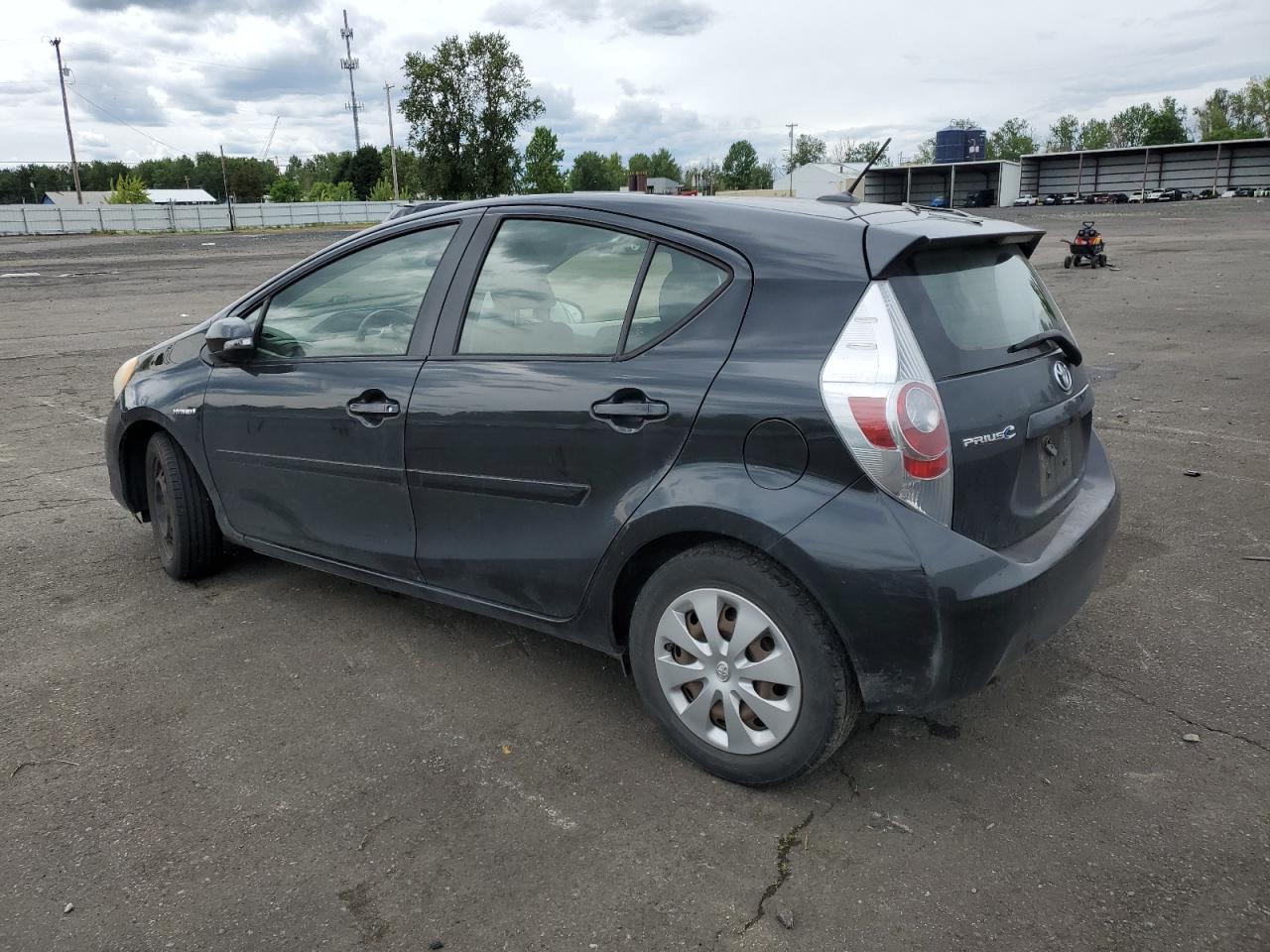 JTDKDTB32D1042207 2013 Toyota Prius C