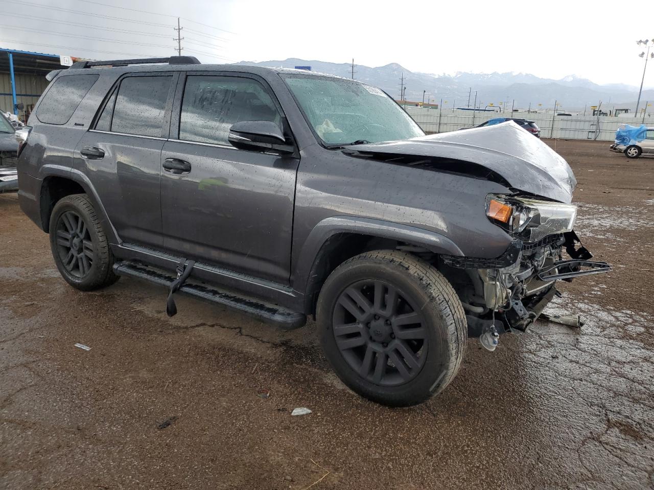 2014 Toyota 4Runner Sr5 vin: JTEBU5JR9E5166837