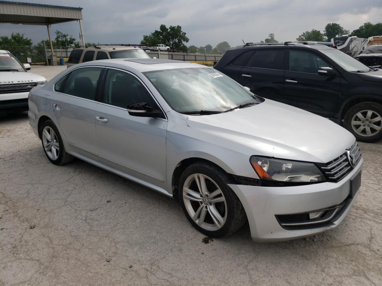 1VWCN7A32DC109450 2013 Volkswagen Passat Sel