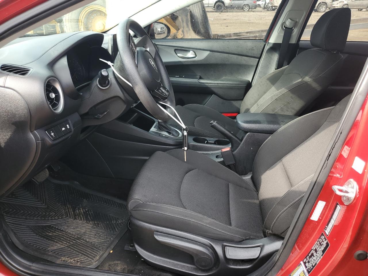 3KPF24ADXME332229 2021 Kia Forte Fe