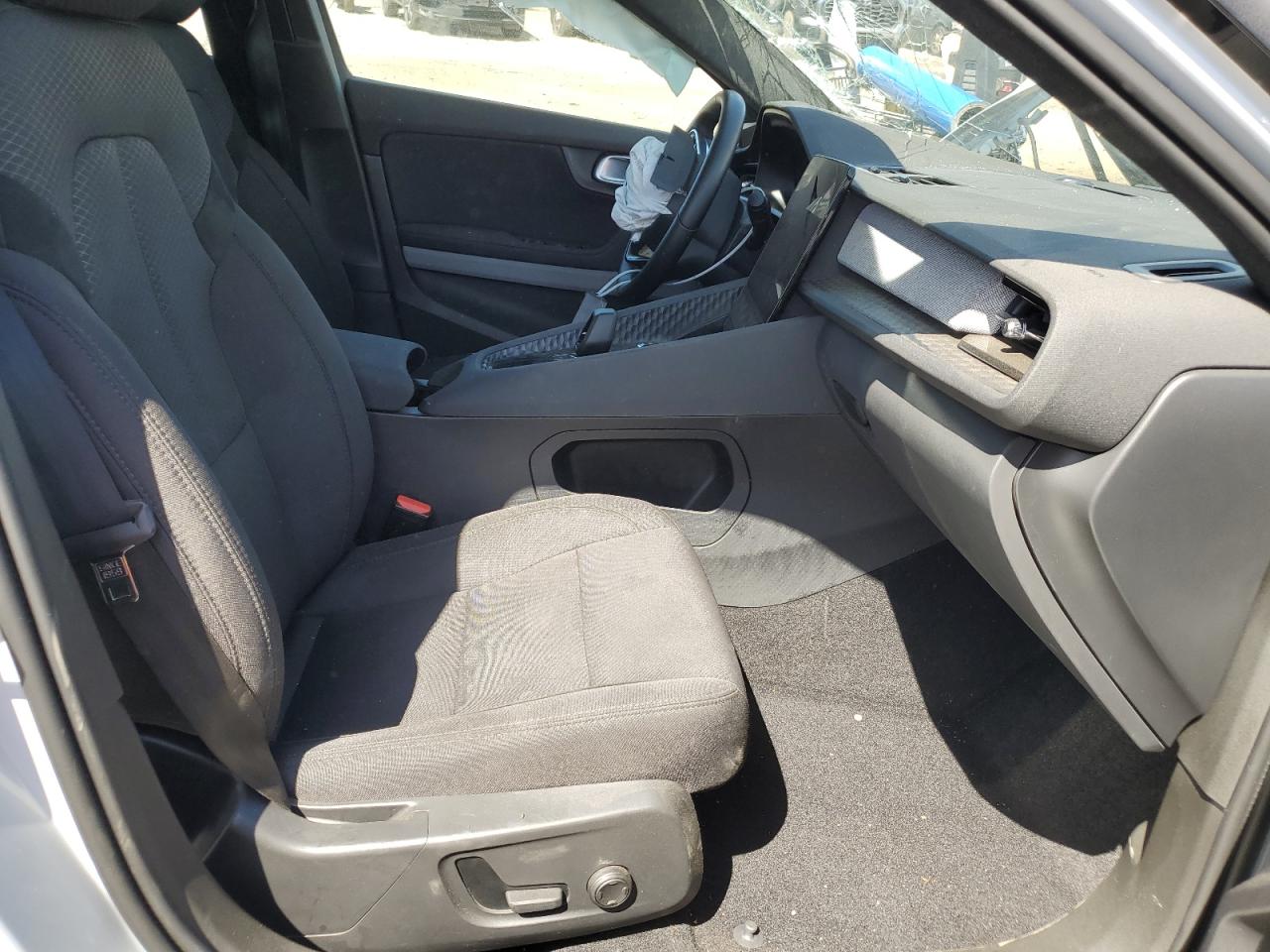 YSMED3KA8PL149688 2023 Polestar 2