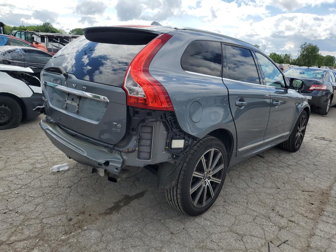 YV449MRUXH2032116 2017 Volvo Xc60 T6 Inscription