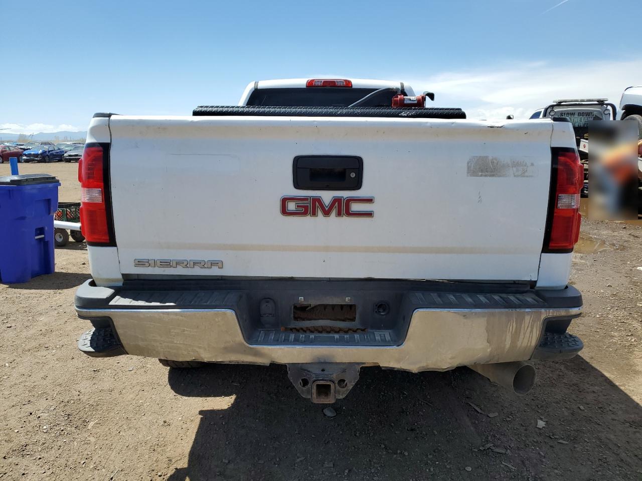 2015 GMC Sierra K2500 Heavy Duty vin: 1GT12XE84FF538549