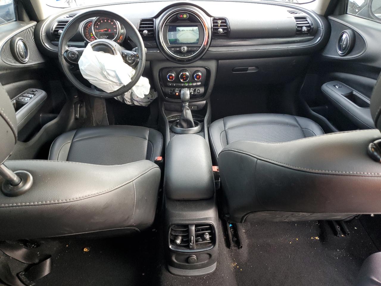 WMWLU1C57K2F29743 2019 Mini Cooper Clubman All4